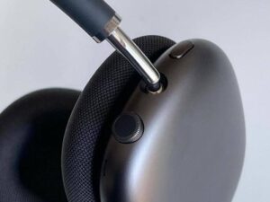 HEADPHONES