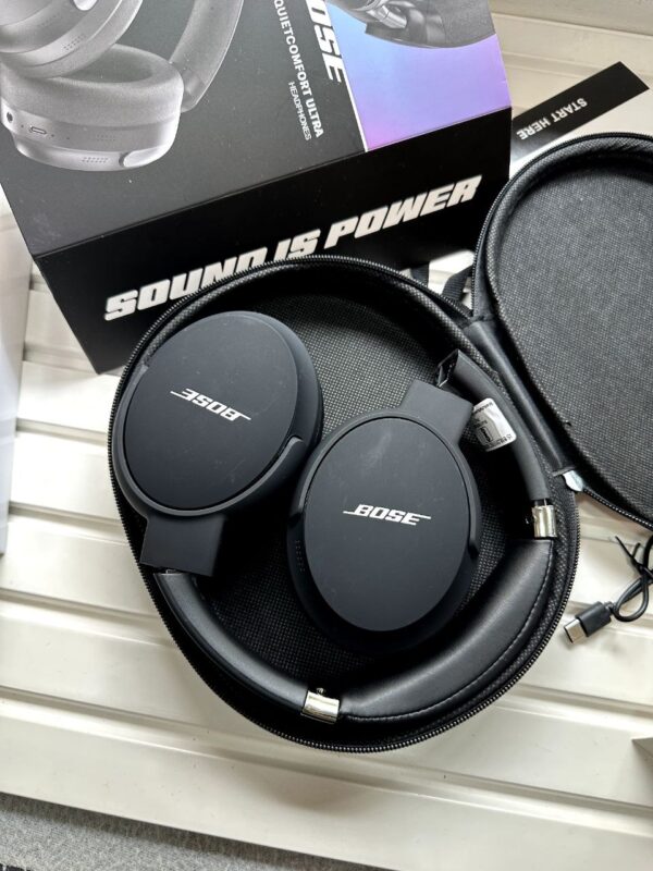 BOSE Quiet Comfort ULTRA  HEADPHONES ❤️ - Image 4